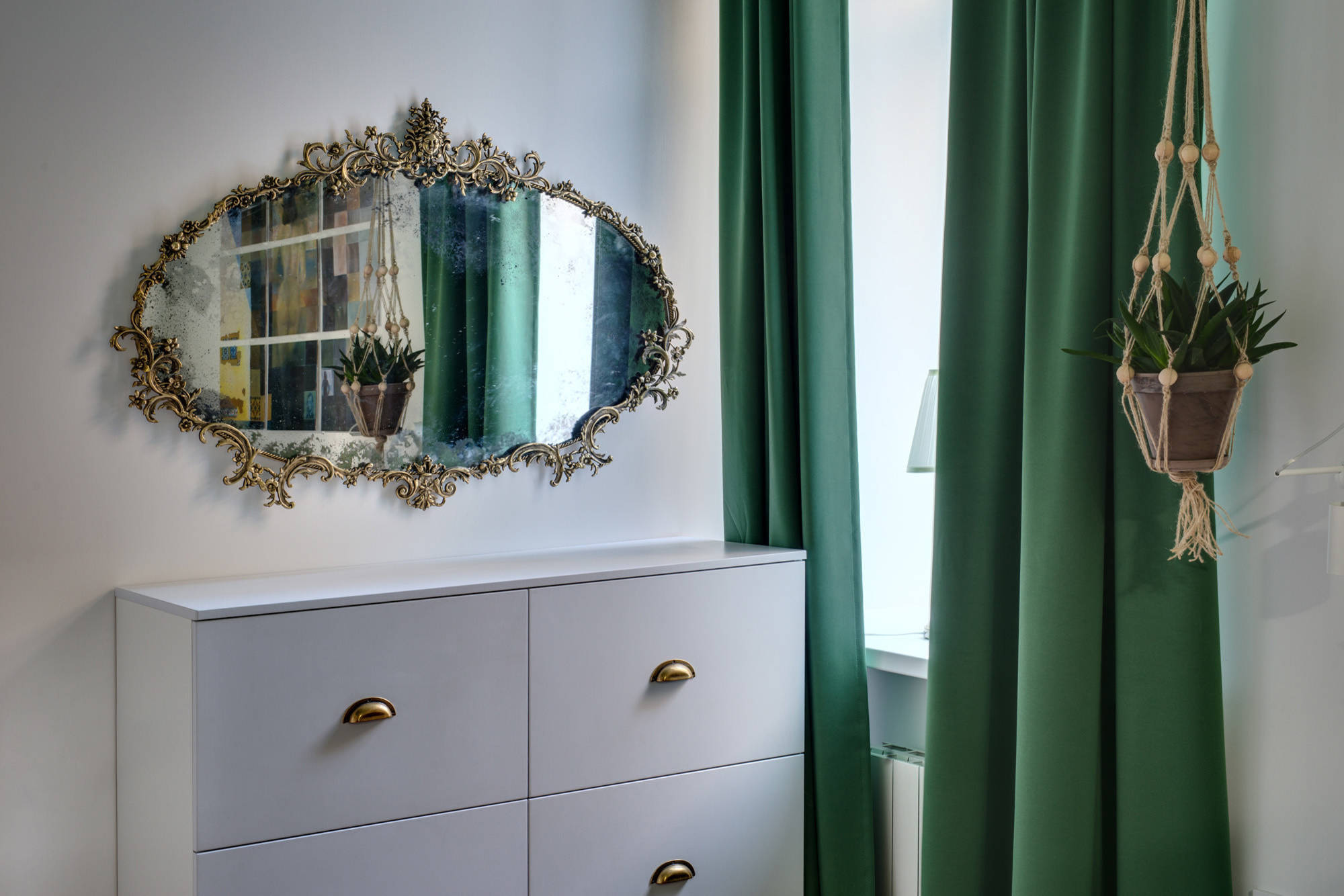 Houzz Украина: Яркий скандинавский стиль в старом доме