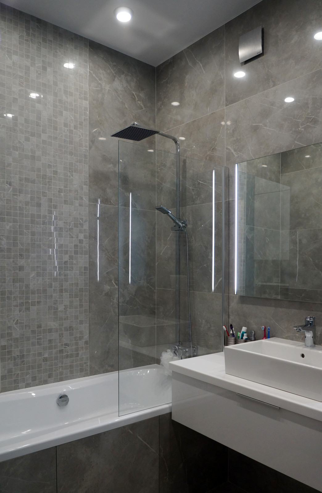 Реализация проекта *Гармония в серых оттенках*