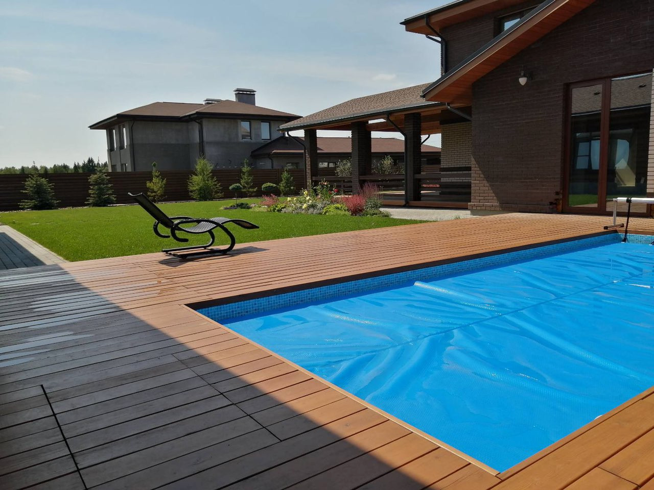 Ландшафтный дизайн участка в КП Сосновый бор