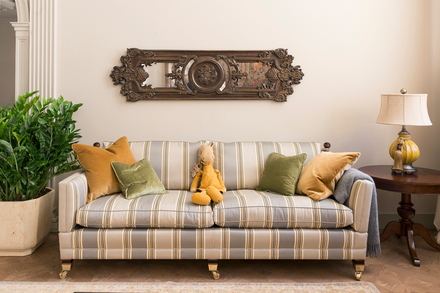 Обложка альбома: Стулья, Кресла