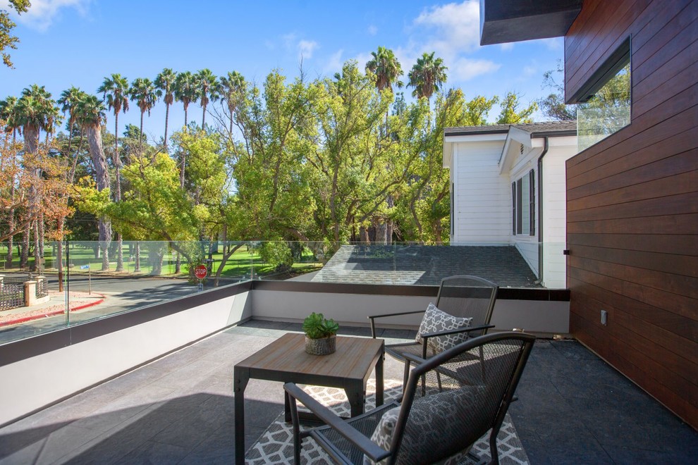 Современная дом в Лос-Анжелесе, район Студио Сити