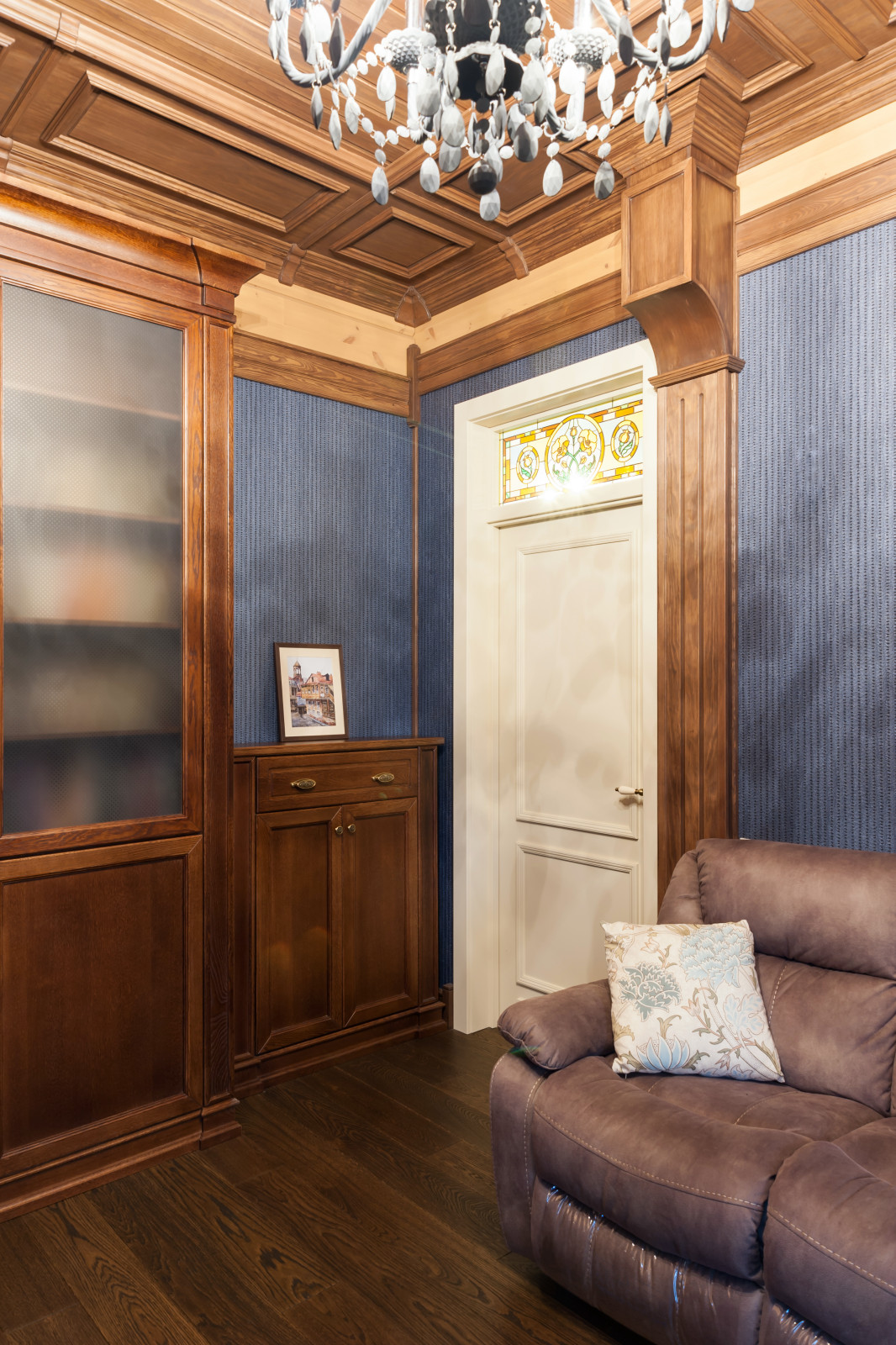 Дом у Медного озера