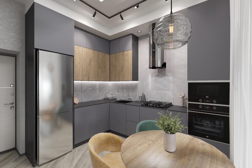 Кухня, гостиная и веранда жилого дома