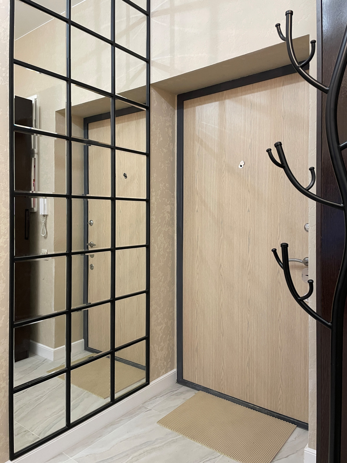 Сказка странствий. Дизайн евро-двухкомнатной квартиры.