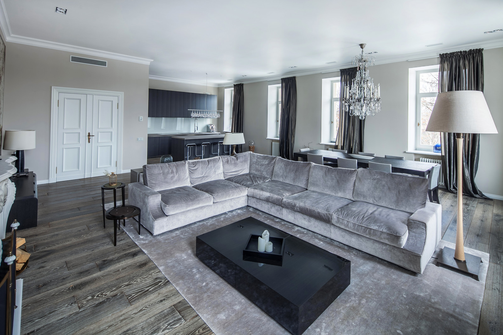 Квартира у Смольного