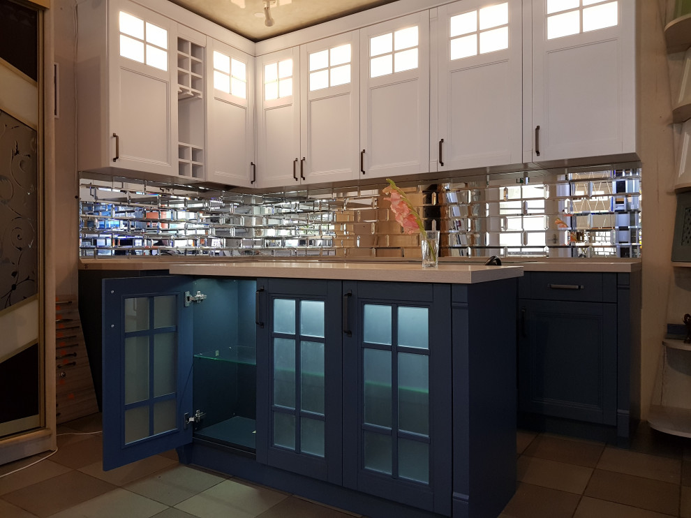 Кухни массив