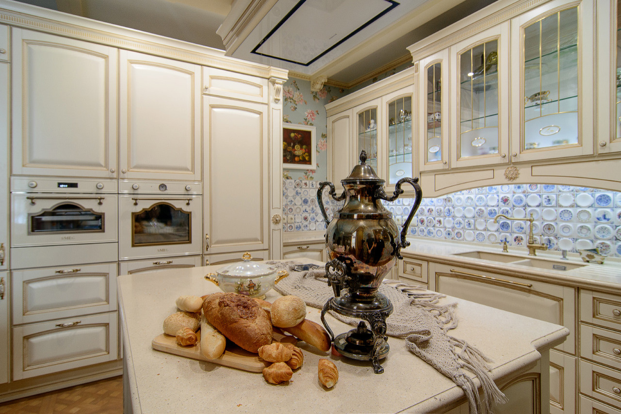 Кухня-столовая СЕМЕЙНОЕ ПОМЕСТЬЕ