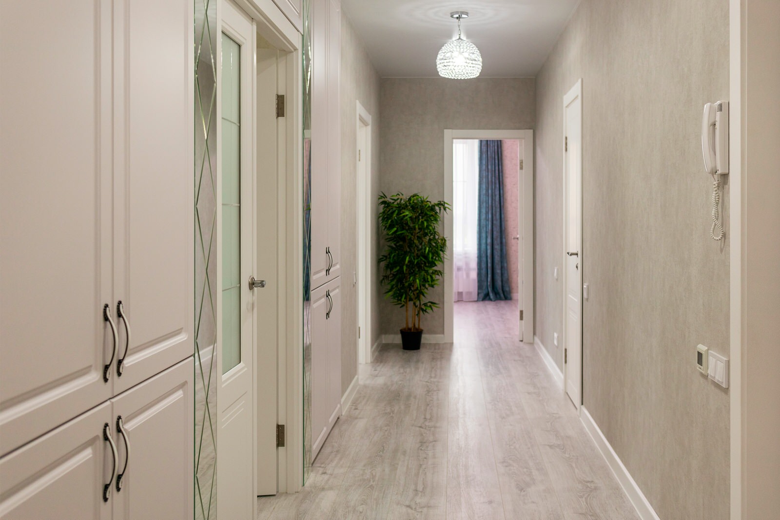 3-комнатная квартира на Калинина, 93