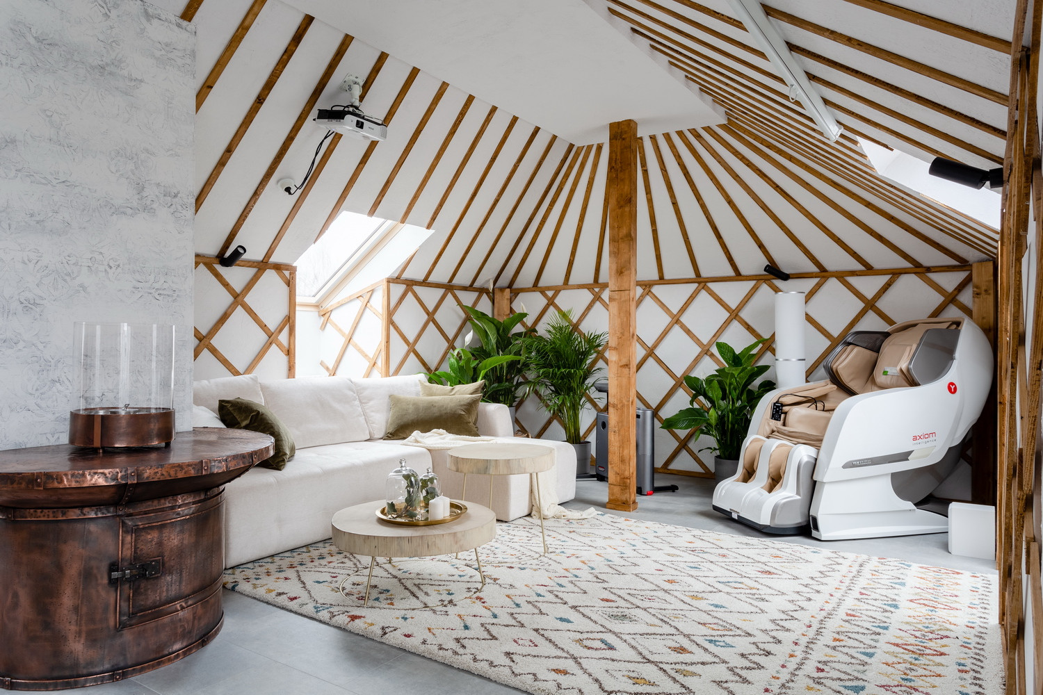 Малайская хижина в подмосковной мансарде