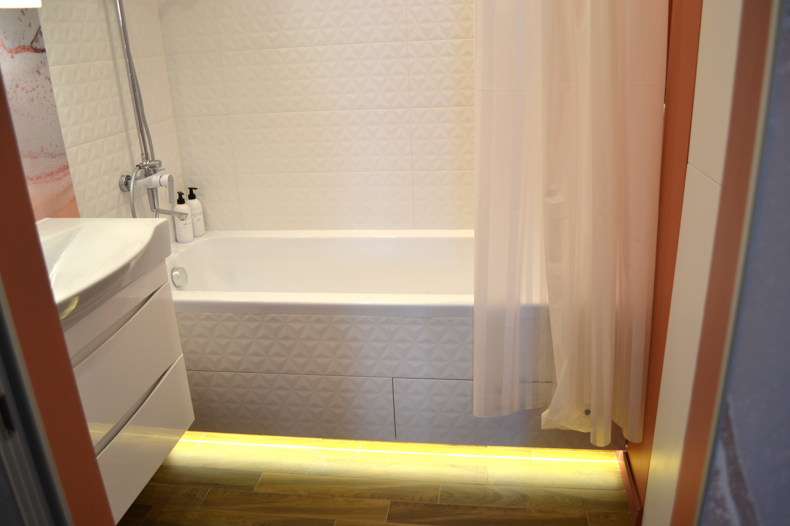 Пальмы в снегу ванна