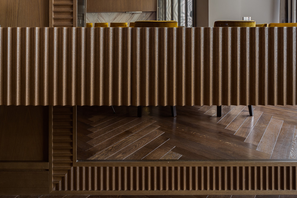 Зеркальный телевизор в кухне-столовой ЖК "Долина Сетунь"