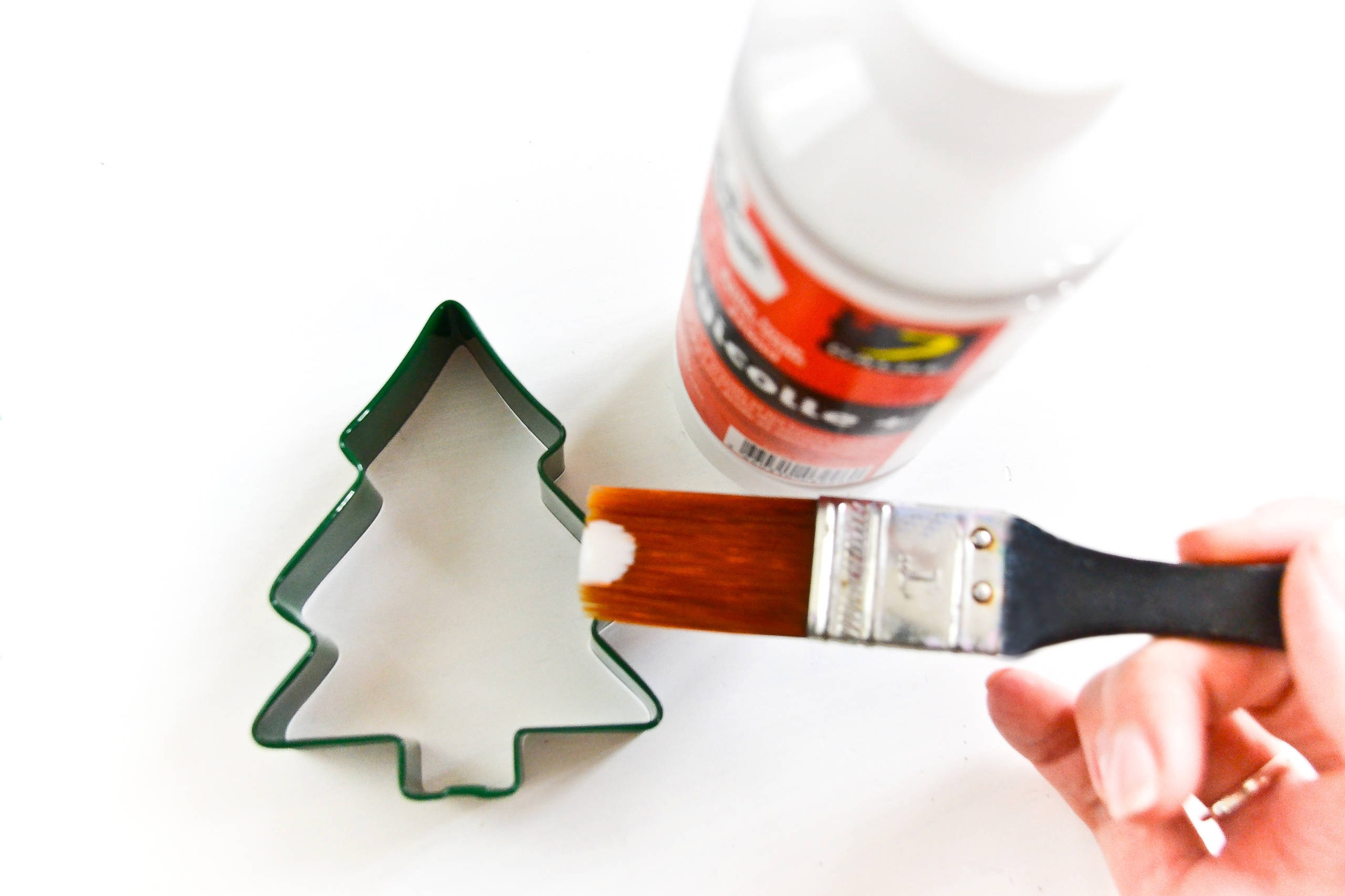 Фотоохота: Ёлки из бумаги, которые можно сделать за час