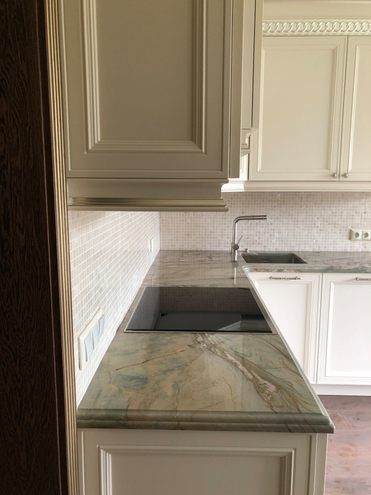 Дом. Ясеневая