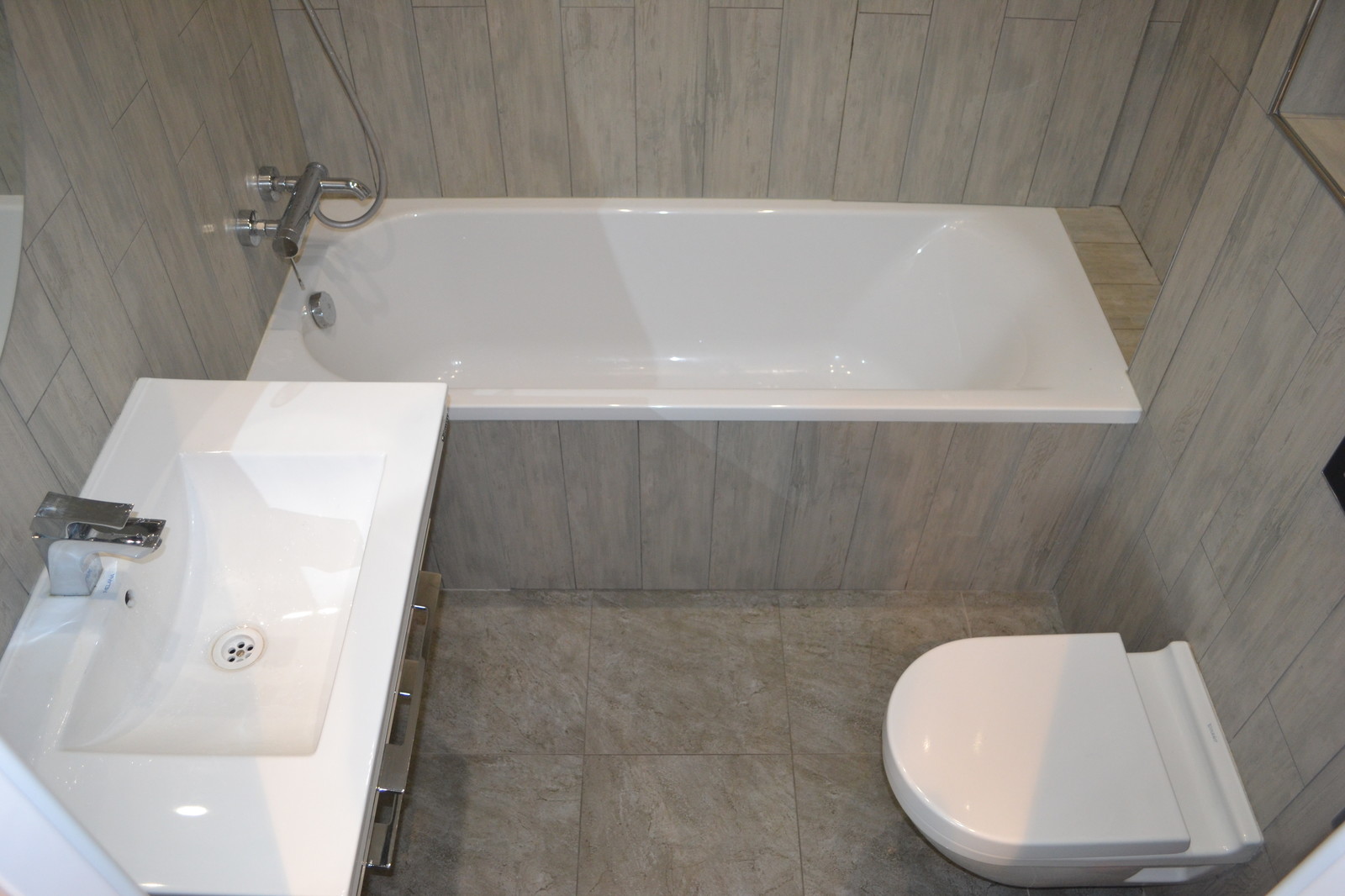 Дизайнерская однокомнатная квартира в сталинском дом.