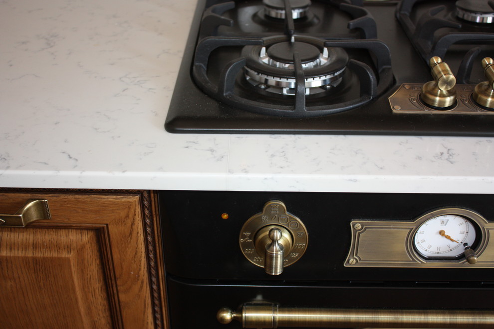 Столешница и стеновая панель из кварцевого композита Avant