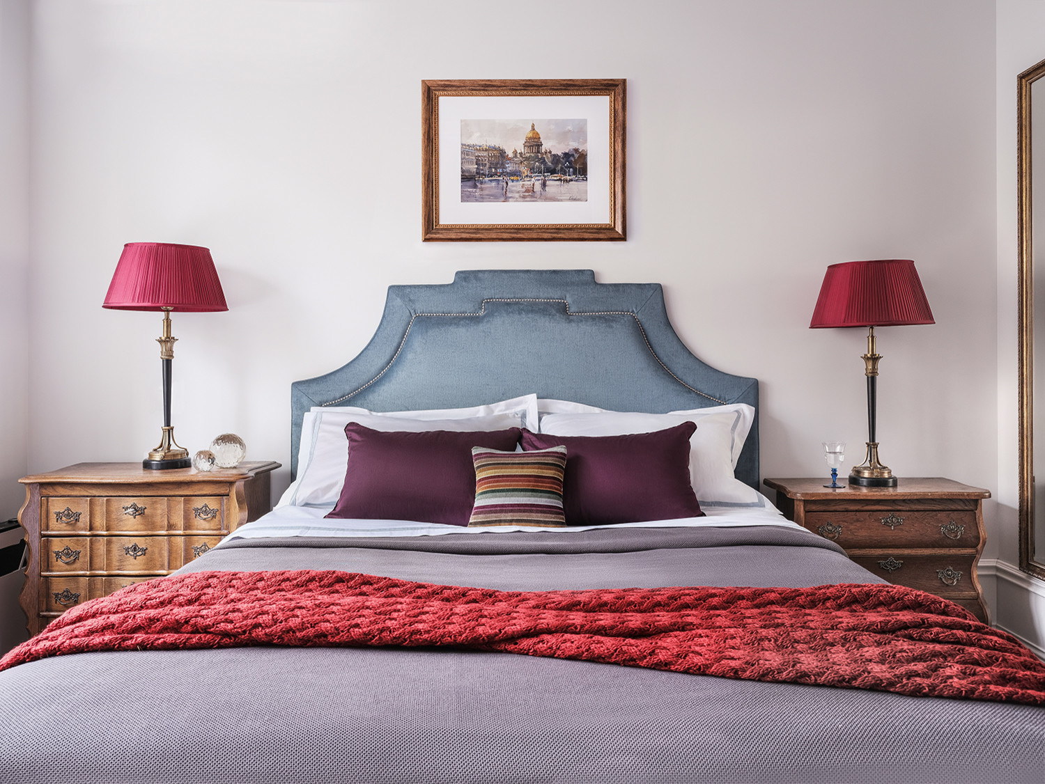 Обложка проекта: Квартира режиссера и его музы на Патриарших прудах.