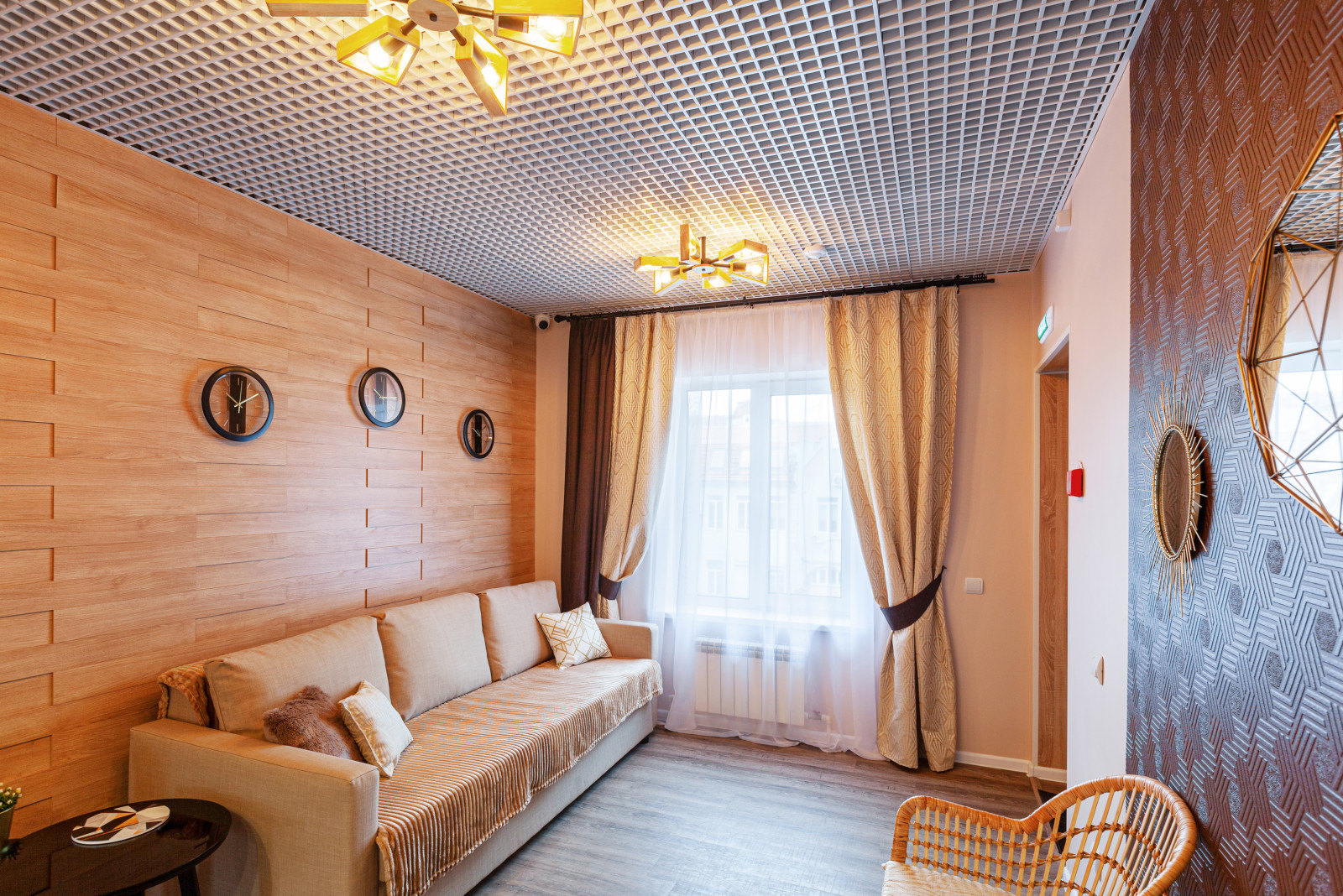 Апартаменты «Wood&Gold»