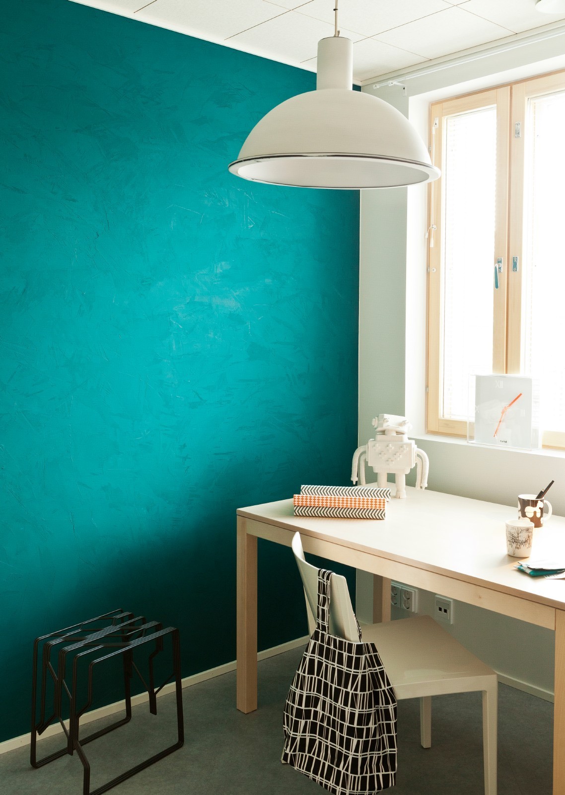 Краски Tikkurila для рабочих мест