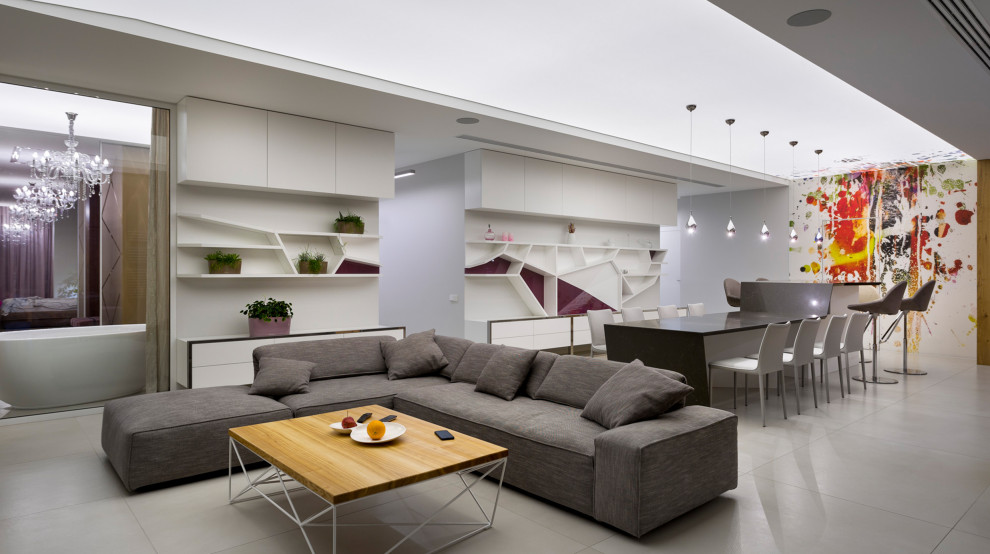 On the verge of illusion