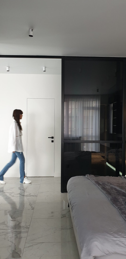 №6. ЖК на Декабрьских событий.