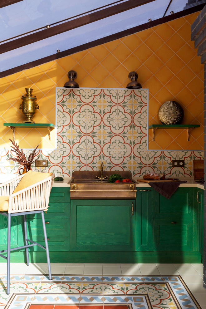 Летняя кухня на побережье