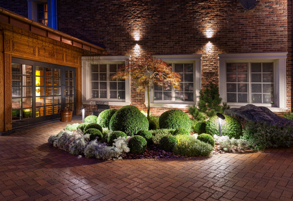 Ландшафтное и фасадное освещение г. Крайск, Беларусь