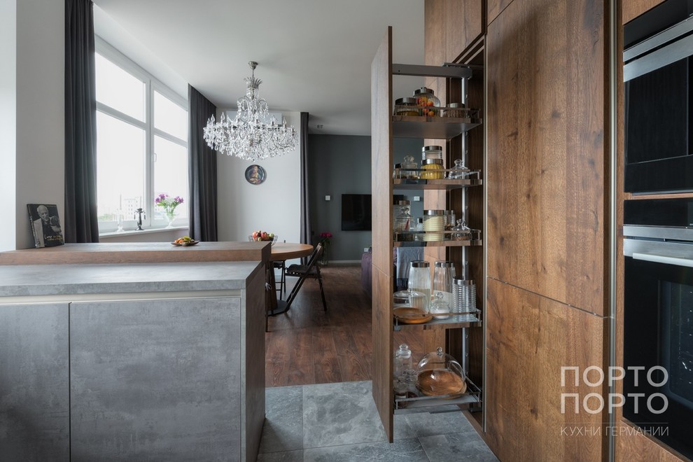 Кухня в современном стиле под бетон со шпоном