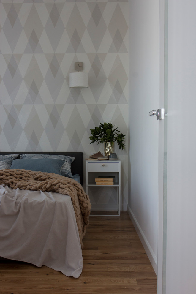 Монохромное колористическое решение призвано визуально увеличить пространство