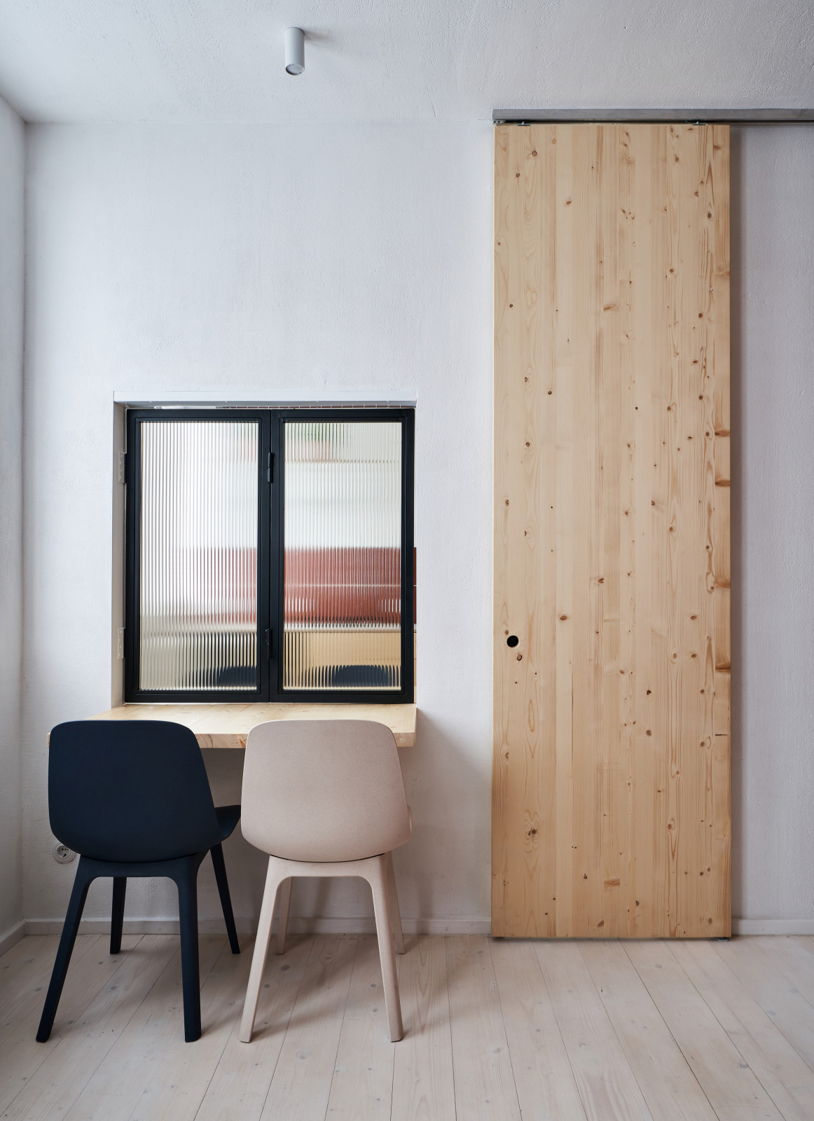 Houzz тур: 32 кв.м — квартира с внутренними окнами