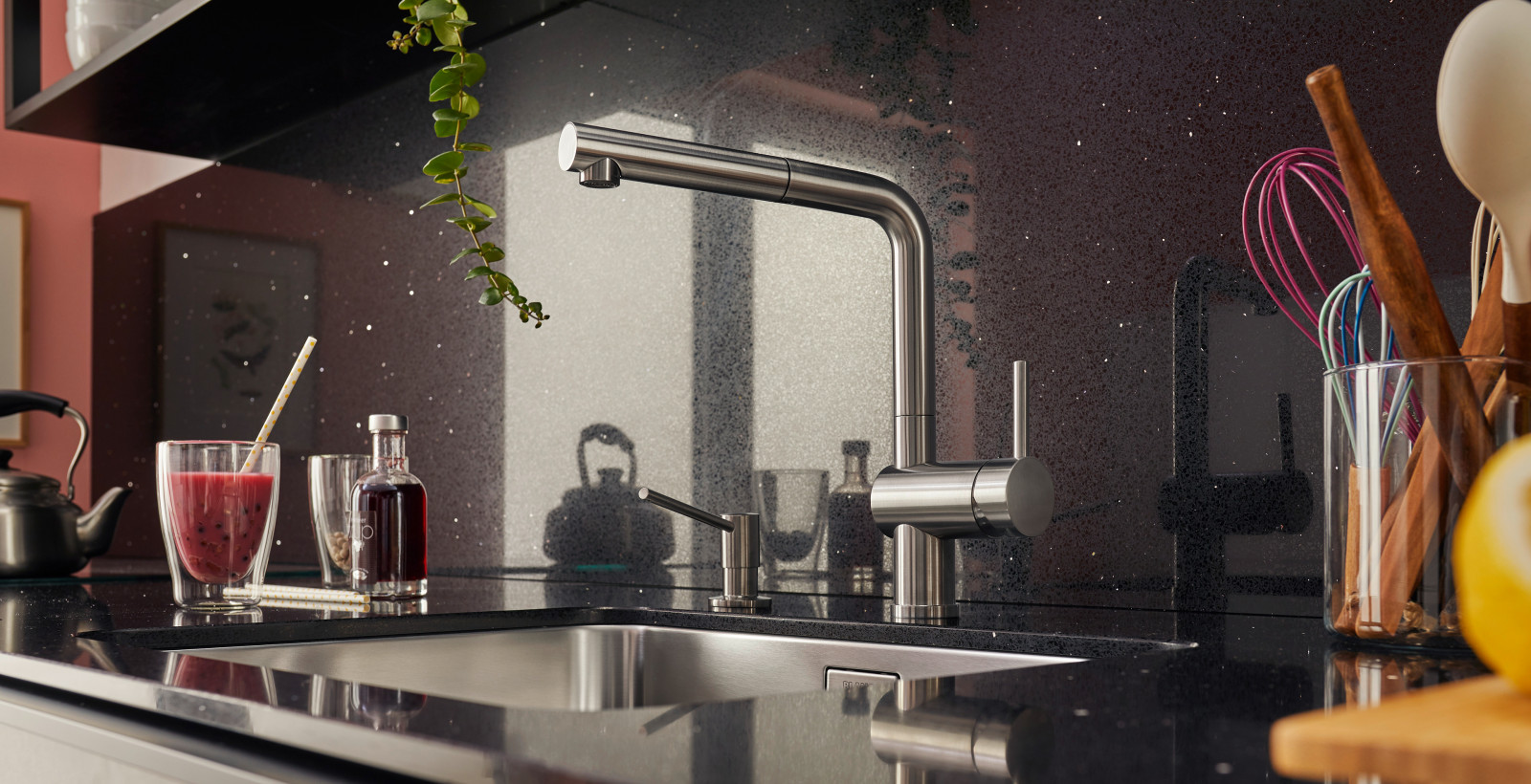 Чаши подстольного монтажа