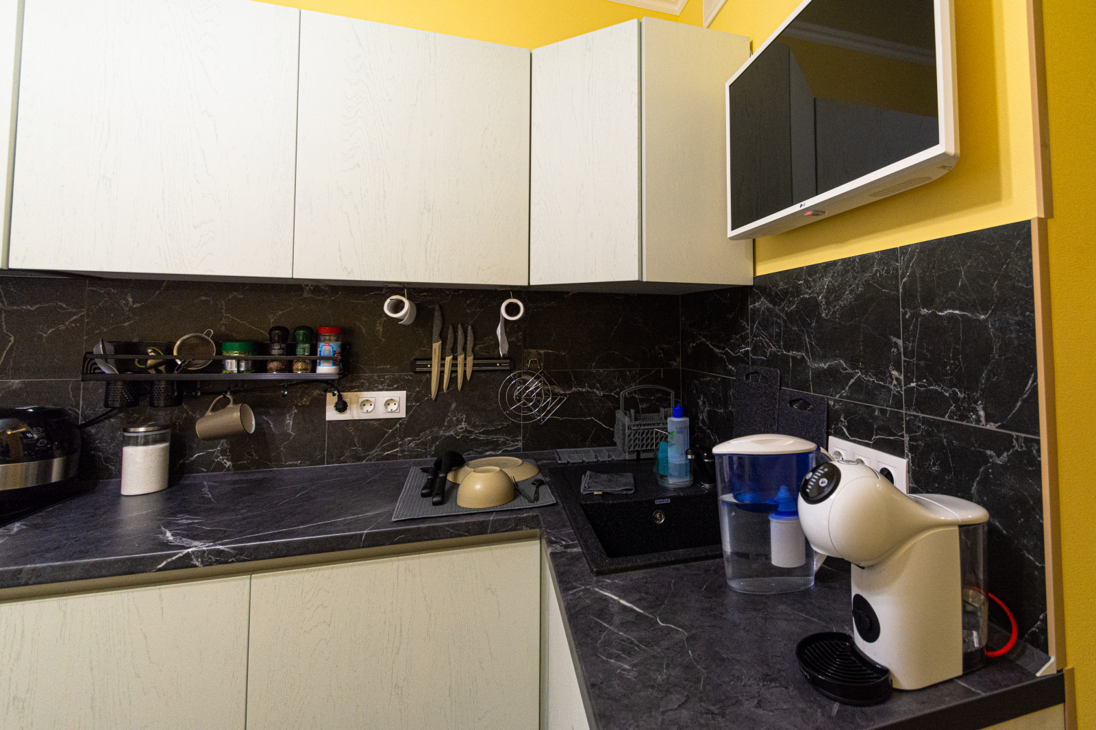 Кухня в современном стиле