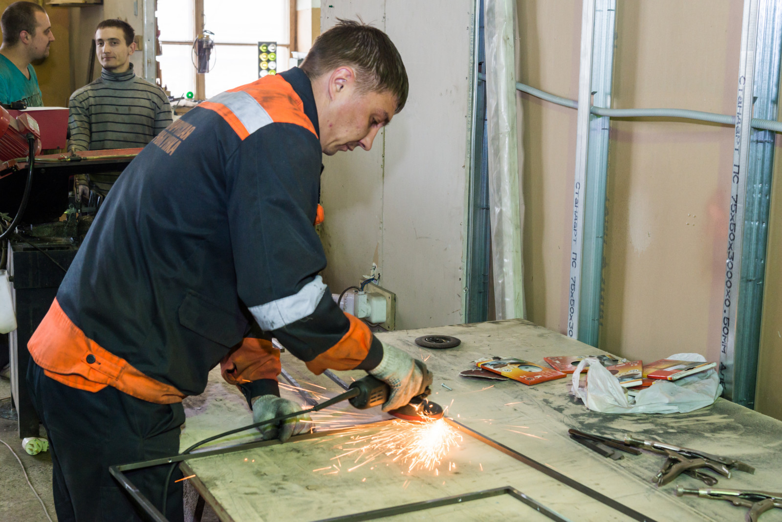 Обложка проекта: Handle Studio