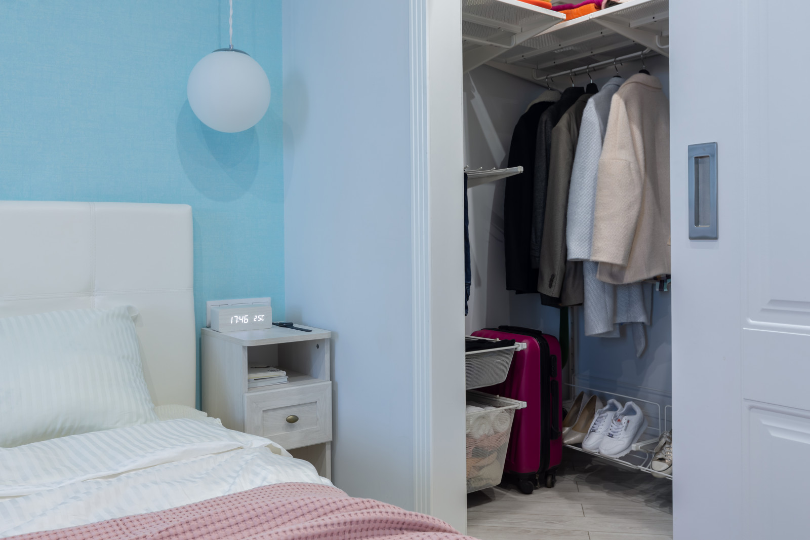 Дизайн-проект квартиры в ЖК "Новый Оккервиль" Минимализм с яркими акцентами 36м2