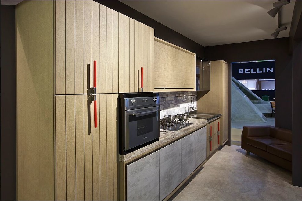 Обложка проекта: Проект стенда мебельной Фабрики "Алтас-Люкс"