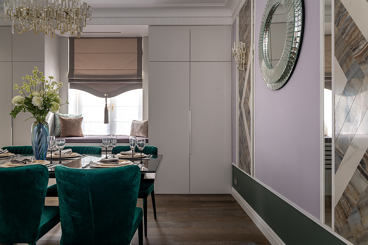 Зеркалоьное панно в гостиную