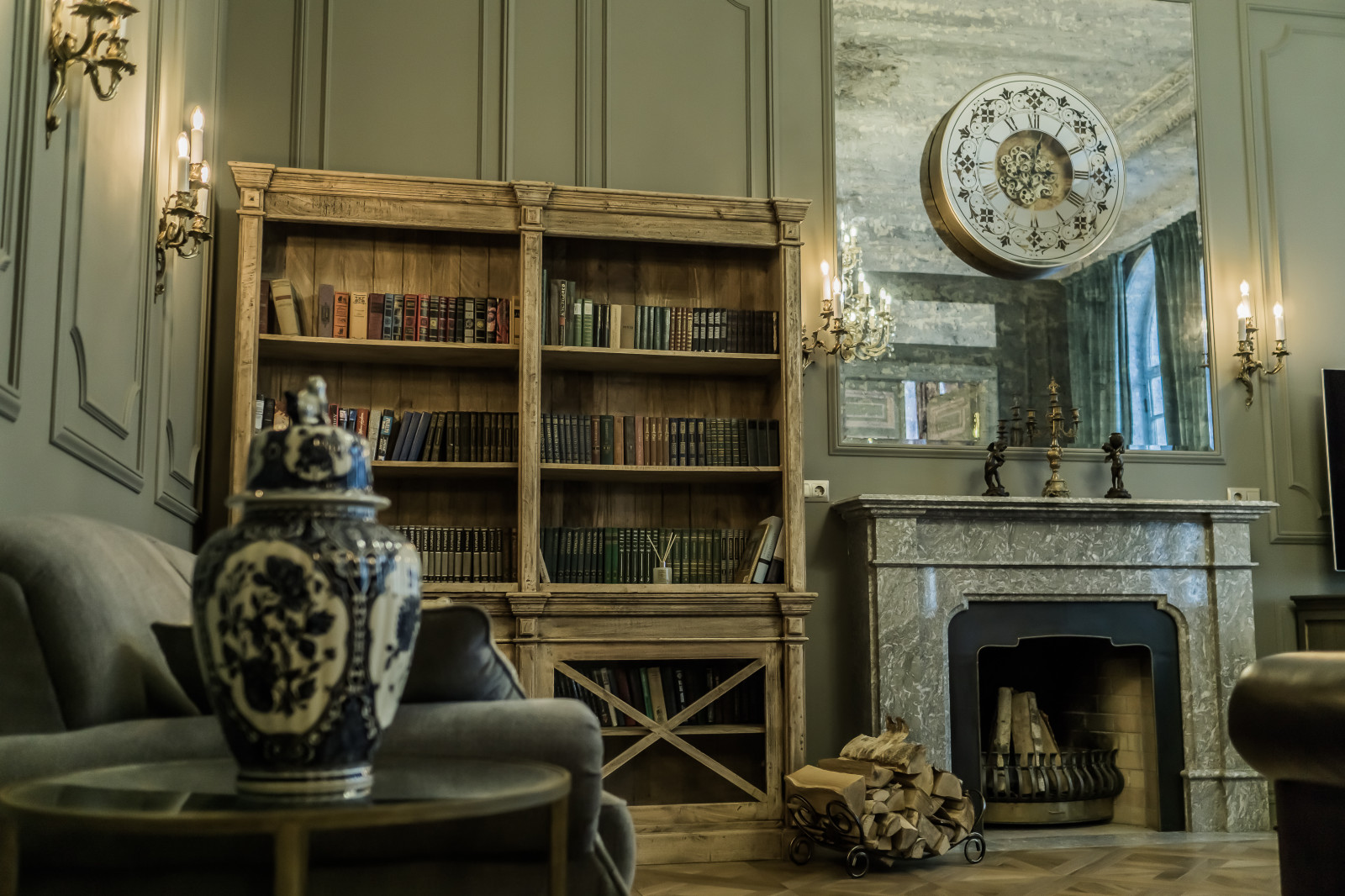 CHATEAU DE LA PETROGRADKA