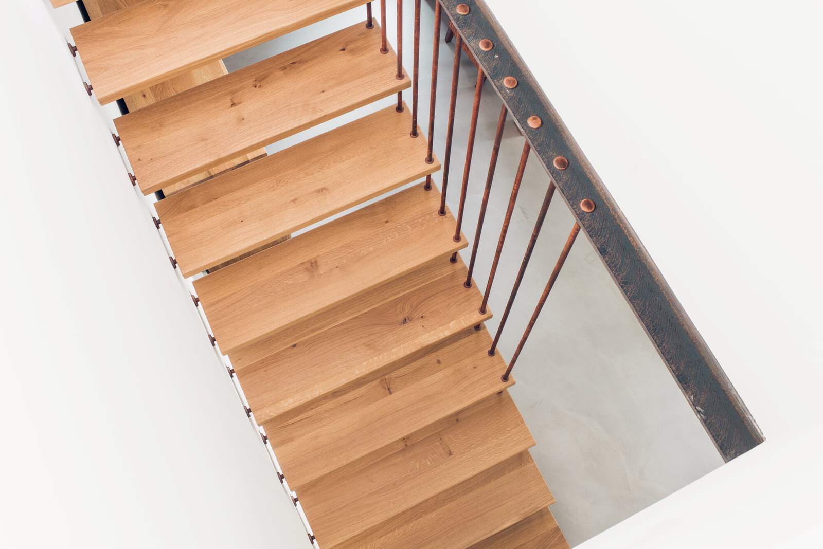 Лестница в стиле лофт