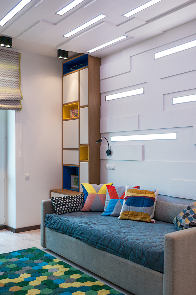 Четверо вместе,не считая кота.