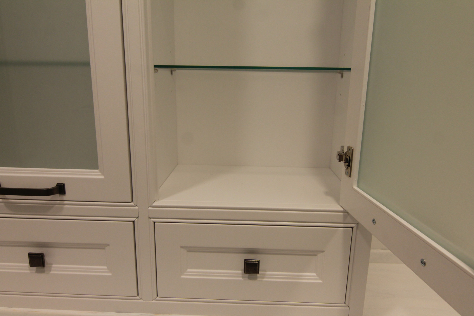 Обложка проекта: Дверь в ванную: нюансы выбора и установки