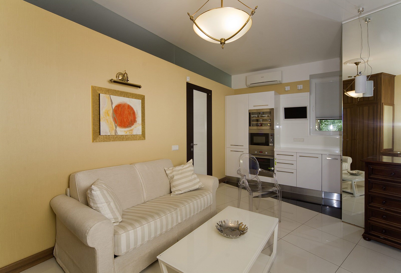 Жилая квартира. г. Полтава. "Роскошь с привкусом виски"