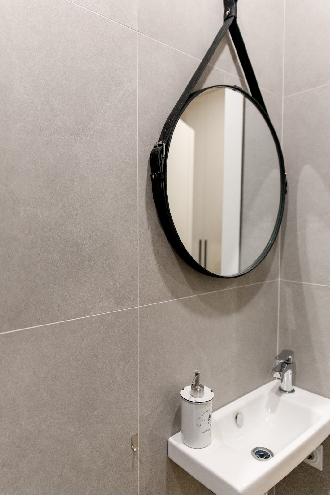 Обложка проекта: Реализация двухкомнатной квартиры в ЖК Русский Авангард