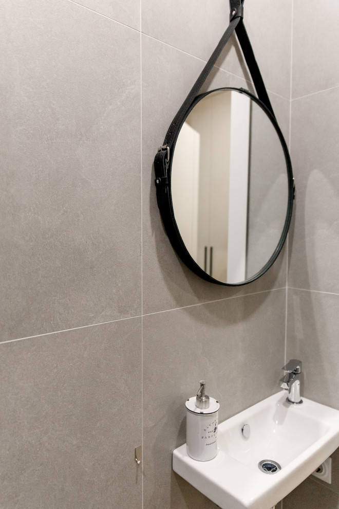 Обложка проекта: Реализация двухкомнатной квартиры в ЖК Русский Авангард