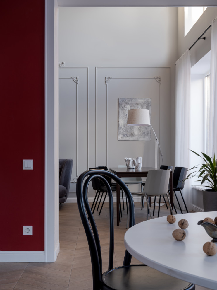 с французским акцентом