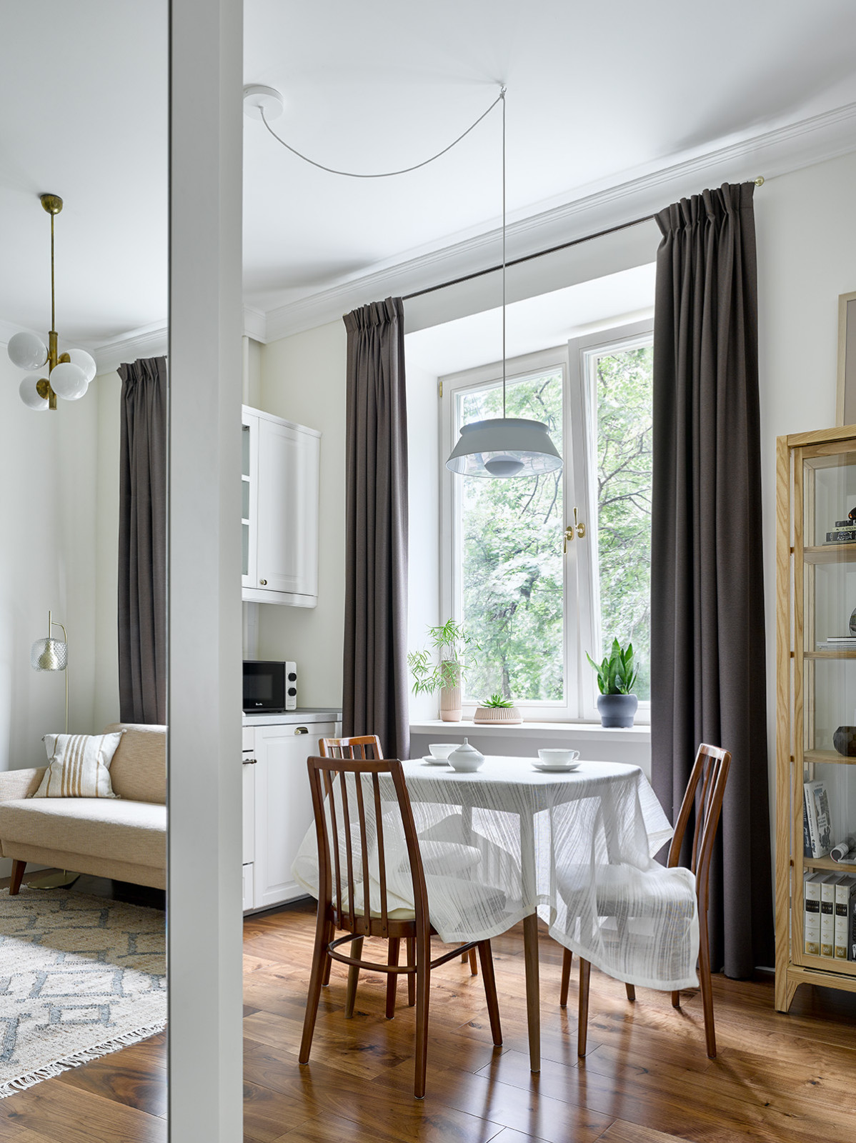 Houzz тур: Маленькая квартира цвета бумаги