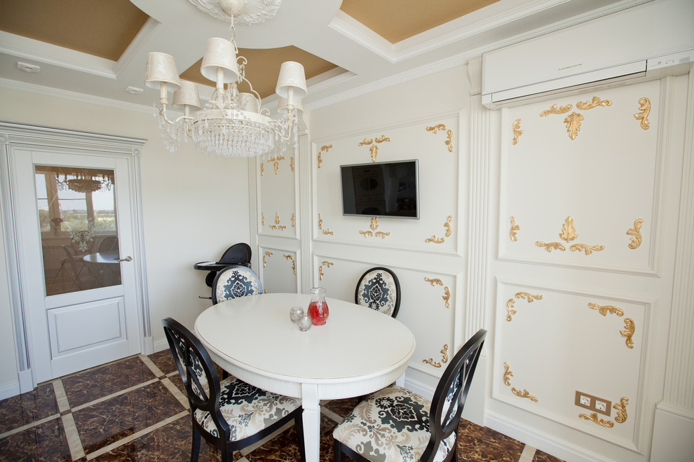 Квартира в стиле "неоклассика"