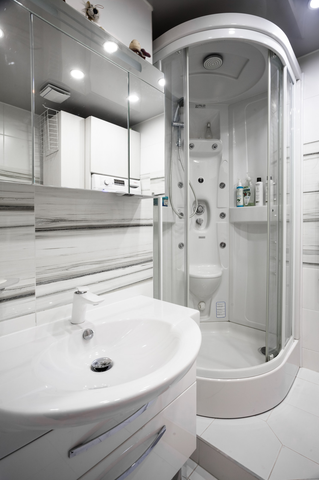 Двухкомнатная квартира в современном стиле.