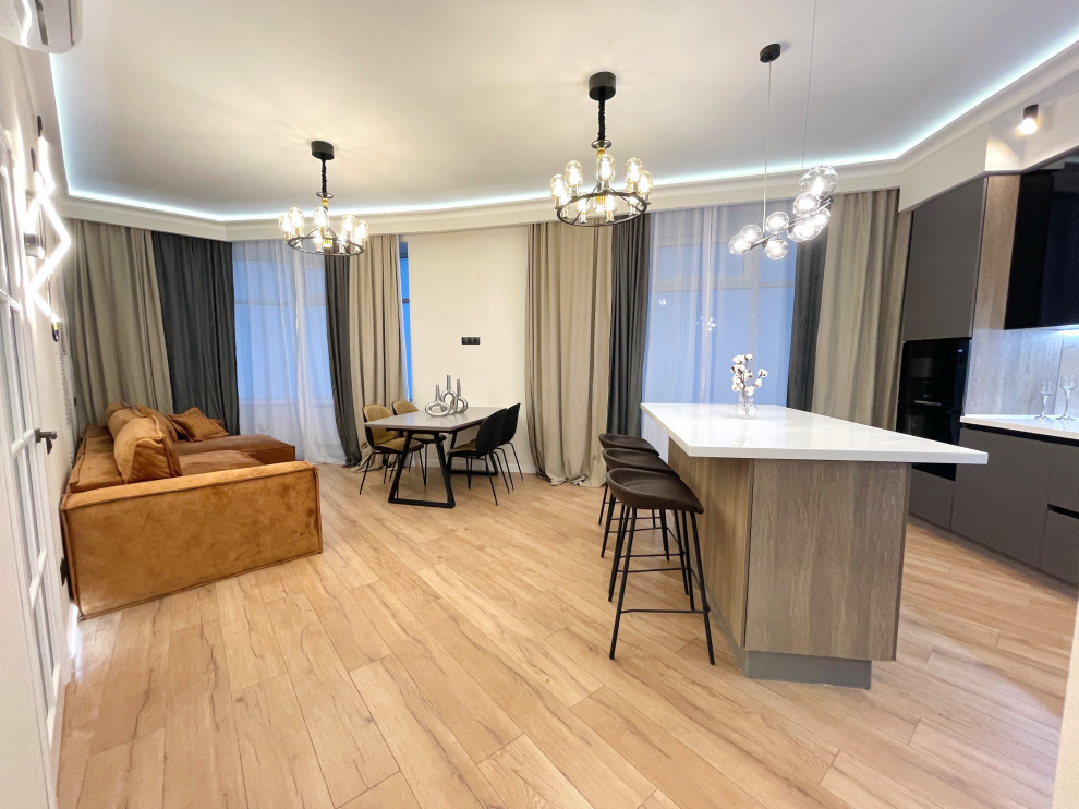 ЖК Триколор