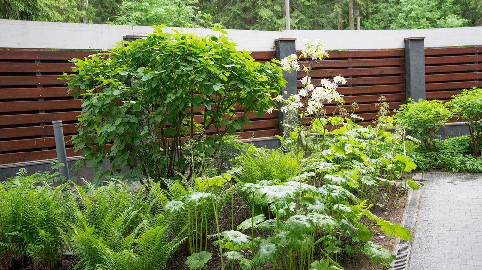 Сад с японским характером в КП "Ландшафт", Усово 2010 г