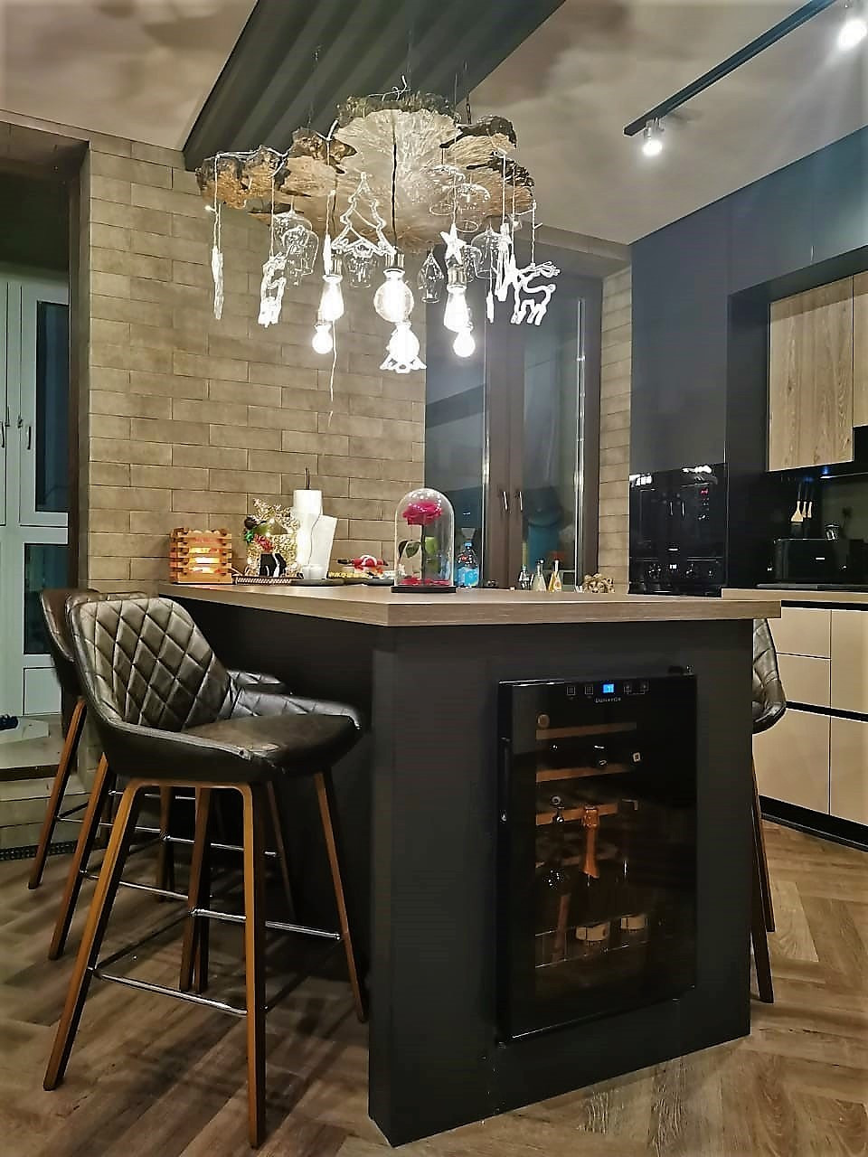 Ямало-Ненецкий АО, Новый Уренгой г, Дружба мкр, дом № 6, корпус 2, кухня..