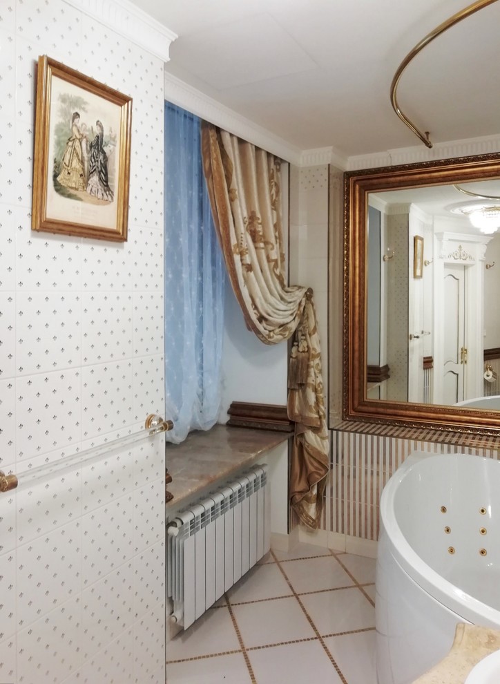Ванная в Неоклассическом стиле.